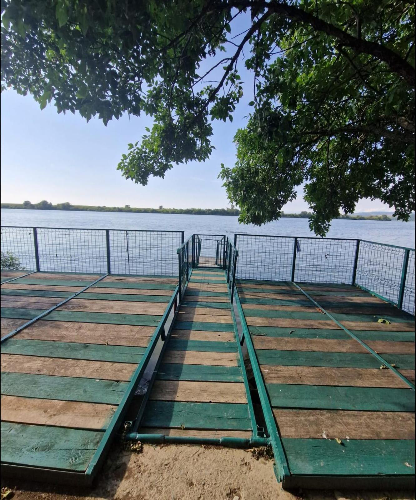 Danube Home Ostrovu Corbului ภายนอก รูปภาพ