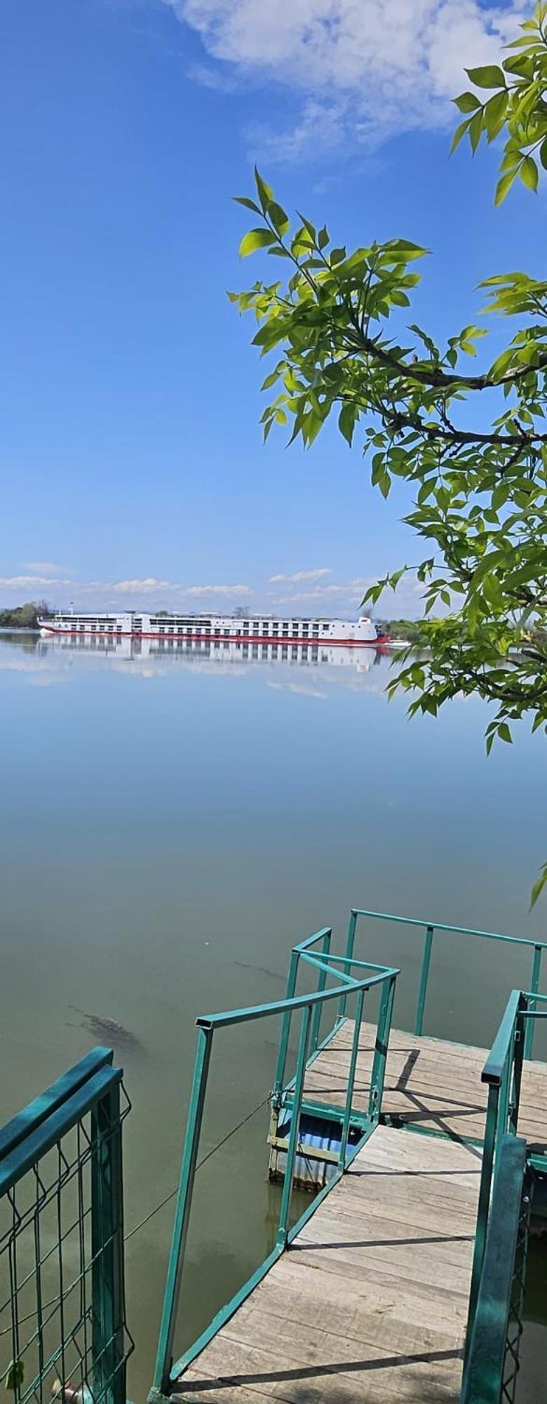 Danube Home Ostrovu Corbului ภายนอก รูปภาพ